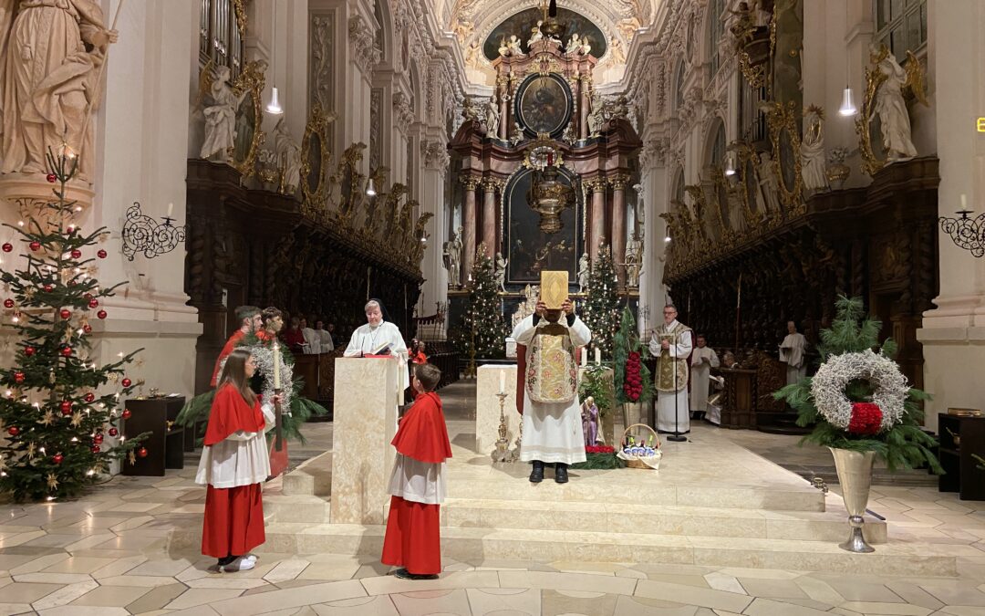 Patrozinium in der Basilika mit Spendenübergabe an Pfarrvikar Gerald